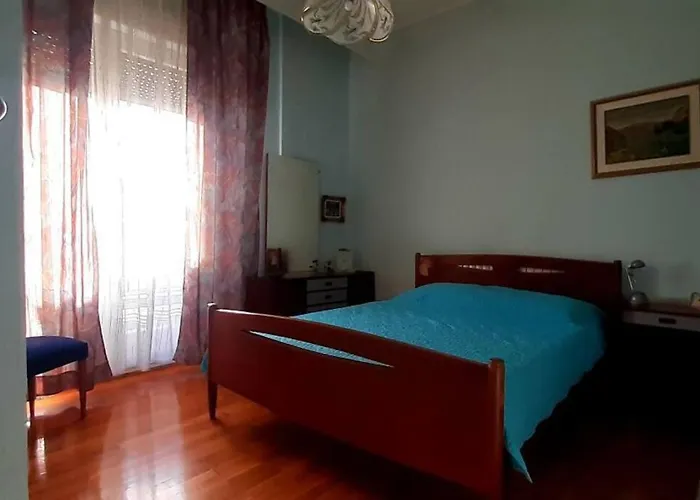 το σπίτι της μυρσίνης *