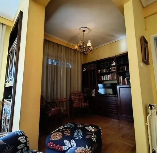 το σπίτι της μυρσίνης Lägenhet Volos