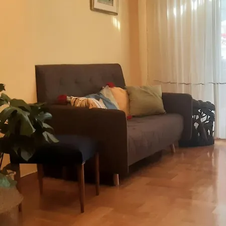 το σπίτι της μυρσίνης * Vólos